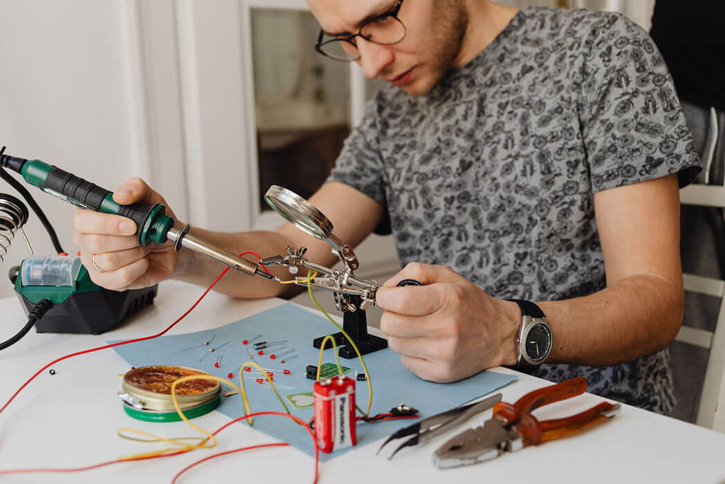 LiFePO4 Batteries: In Series vs. in Parallel, Which Is Better?