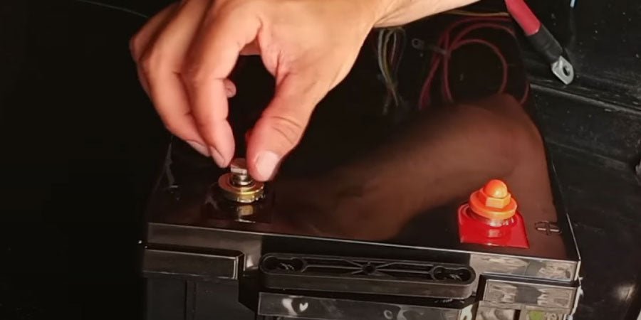 Understanding AM8 Terminals: The Key to Reliable Battery Connections - Goldenmate Battery